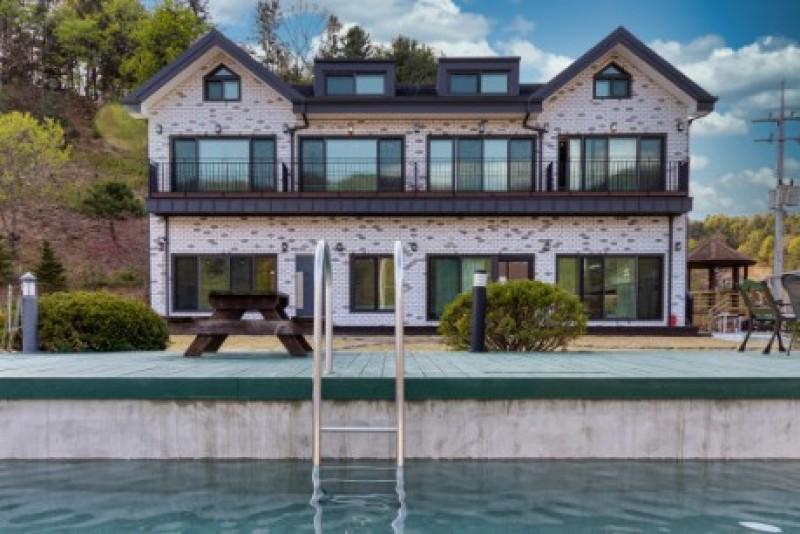 Gapyeong Seravi Pool Villa-58