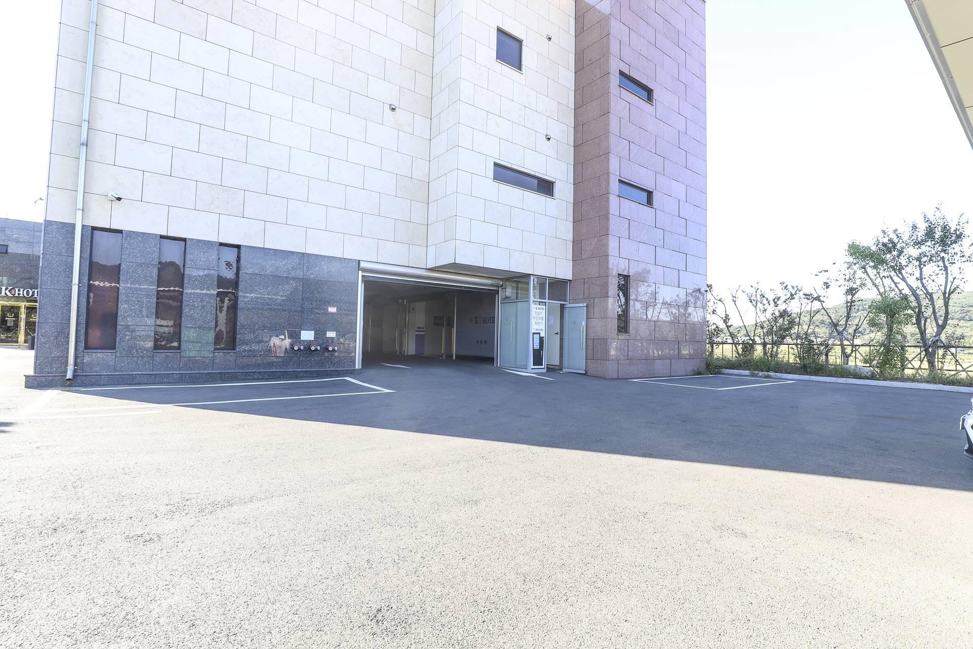 K Hotel-23