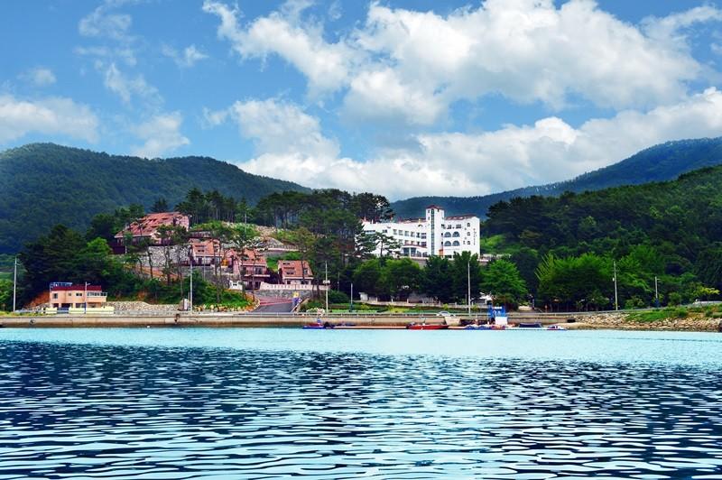 Tongyeong Tongyeong Beach Castle Hotel