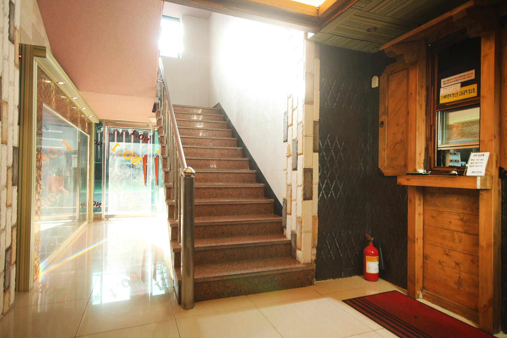 Busan Jaesong-dong NO.1-6