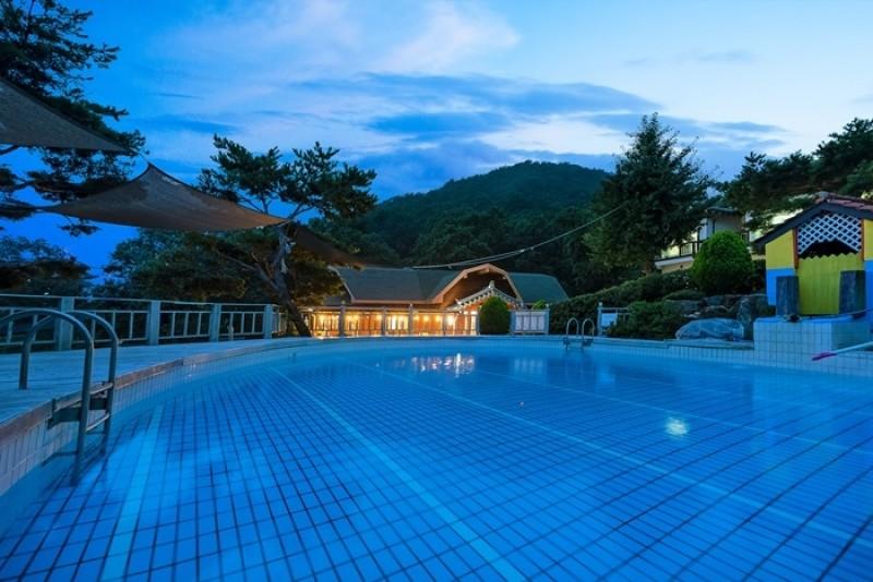 Ganghwa Hangaraji Resort Pension-18