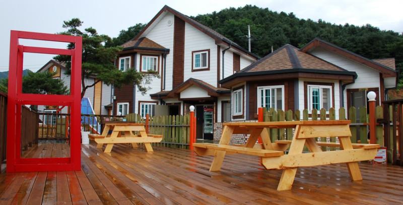 Pocheon Lake's Morning Pension