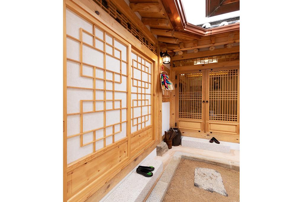 Bukchon Daon Hanok Guesthouse-8