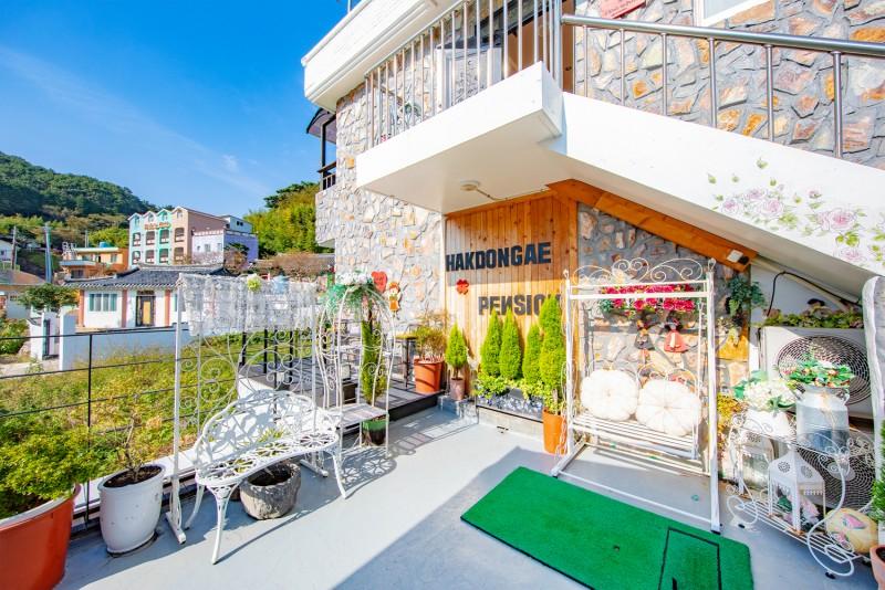 Geoje Hakdong Pension