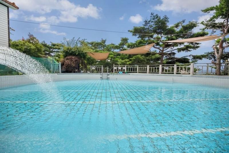 Ganghwa Hangaraji Resort Pension