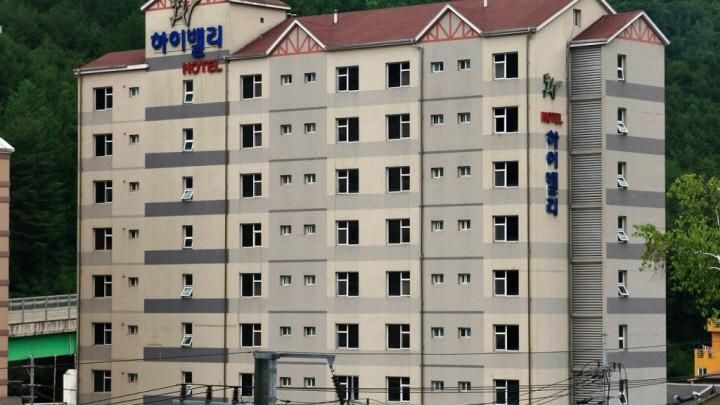 High Valley Hotel