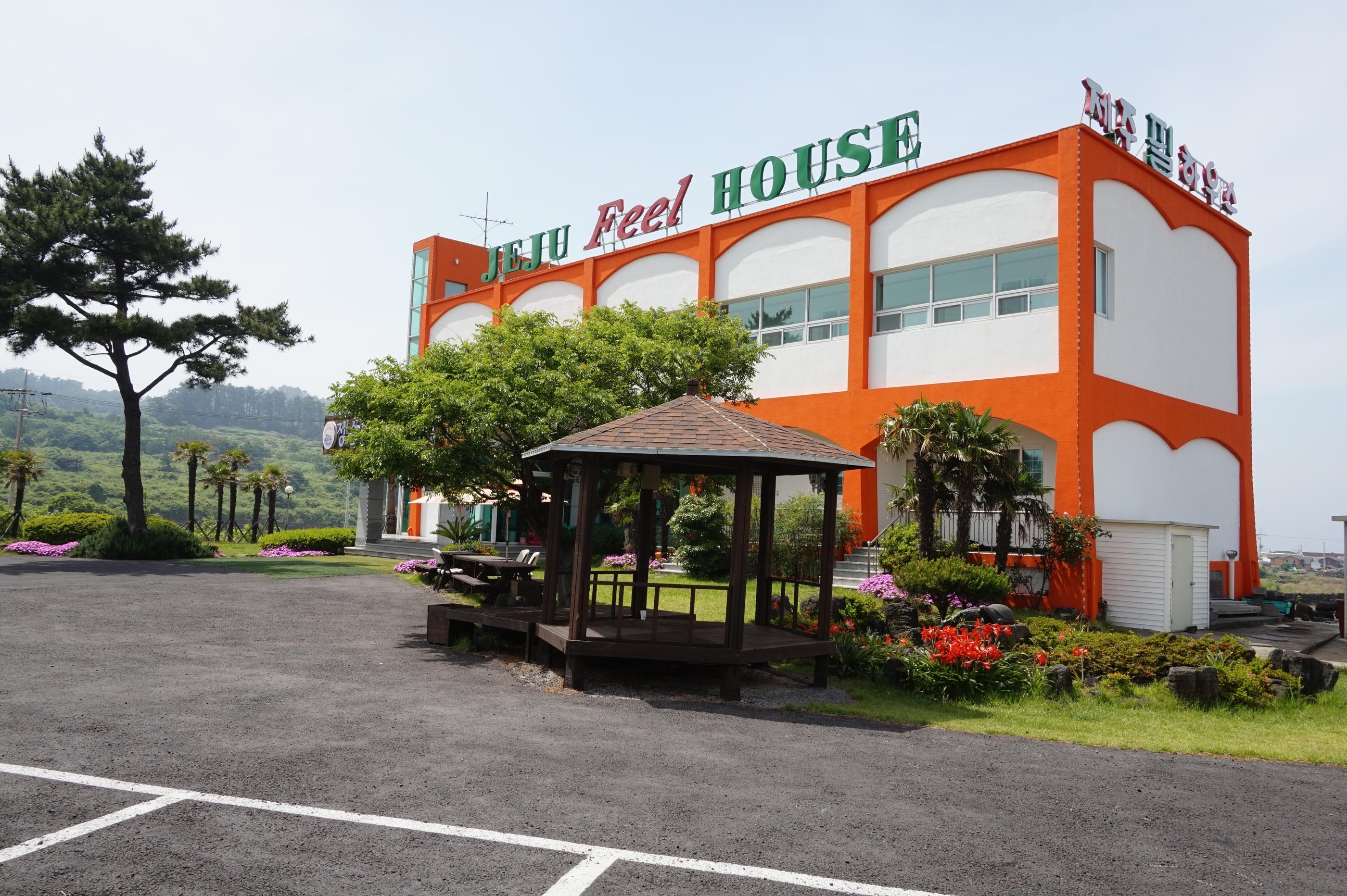 Jeju Feel House Pension-4
