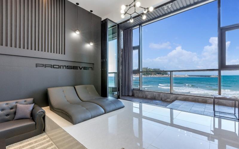 Yangyang From Seven Pension (population of Yangridan-gil, 10-second walk to Jukdo Beach)