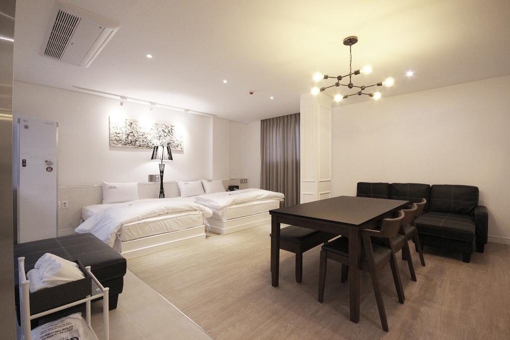 Daegu Dongseongro Insomnia Hotel