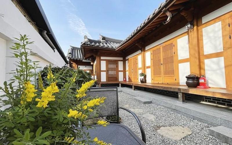 Jeonju Hanok Solsol Pension