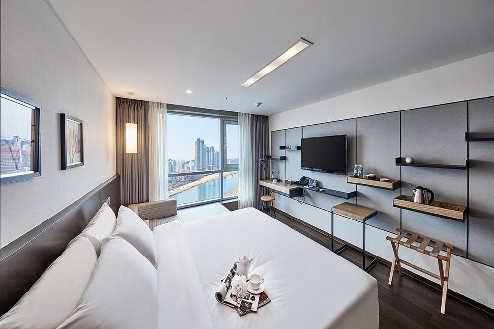 Ulsan Riverside Hotel