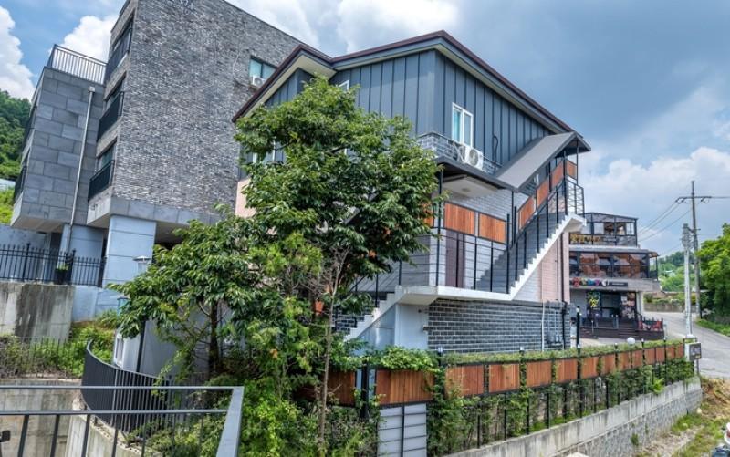 Gwangju Alpine Pension-4