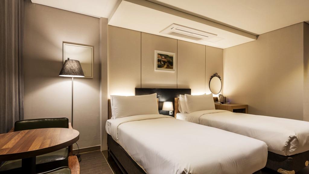 The First Stay Hotel-4