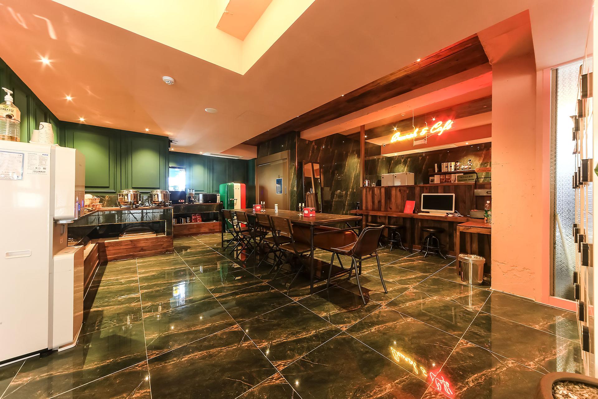 Busan Iwol Hotel Shinho Branch-65