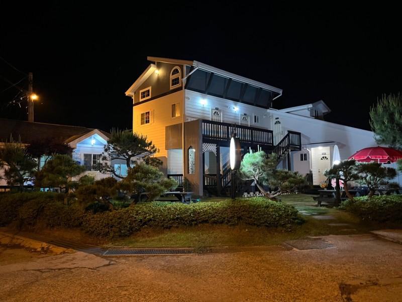 Taean (Anmyeondo) 2N2 Pension