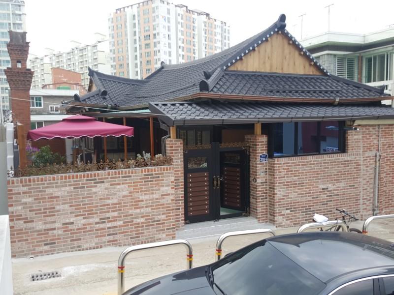 Gwangju Jangmiok Hanok Pension