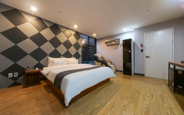 Changwon Jungangdong HOTEL SSOME