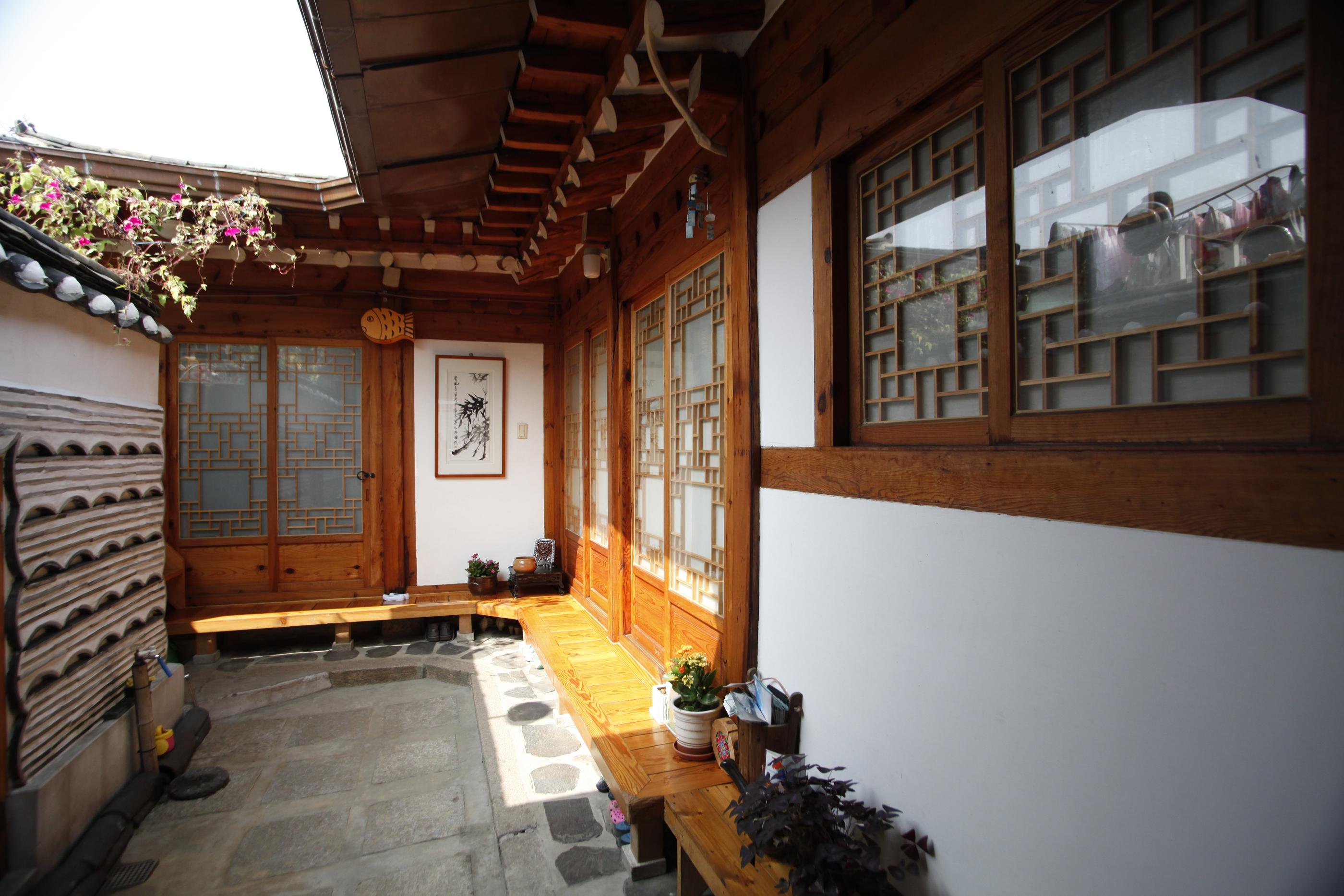 Jongno Inwoo House-2