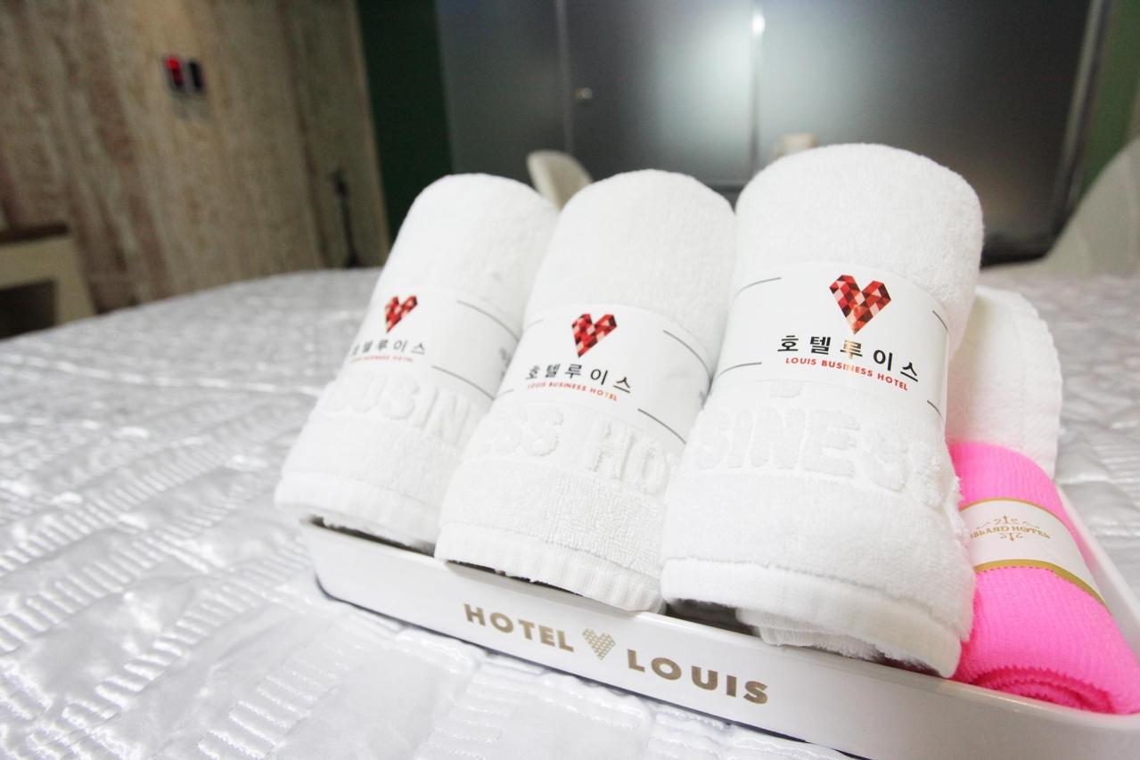 Sengnam Moran Louis-34
