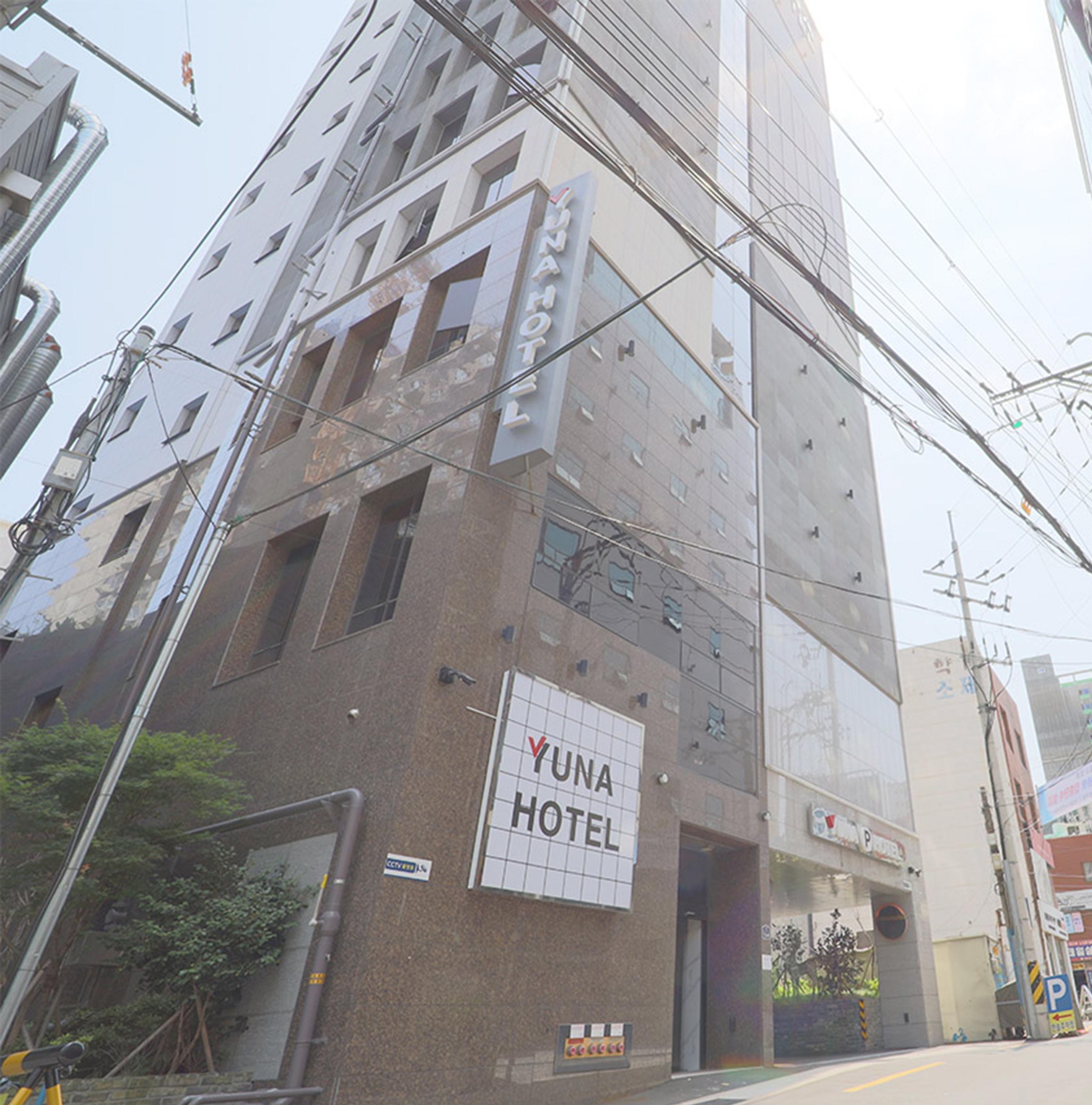 Yuna Hotel