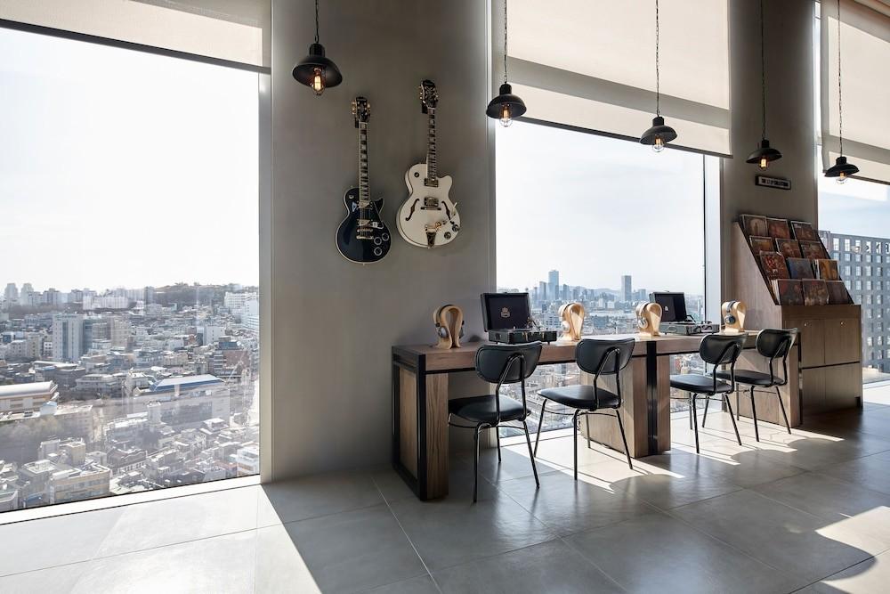 숙박 시설의 전망