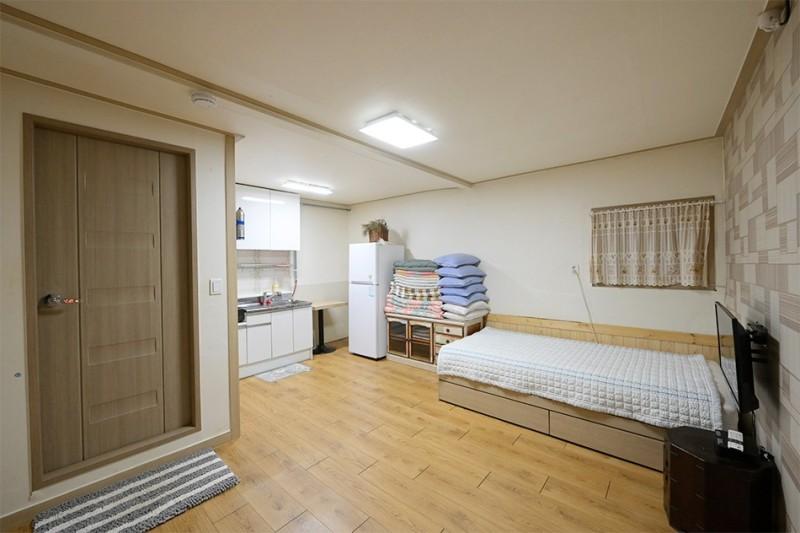 Gwangju Shinseon Valley Pension-8