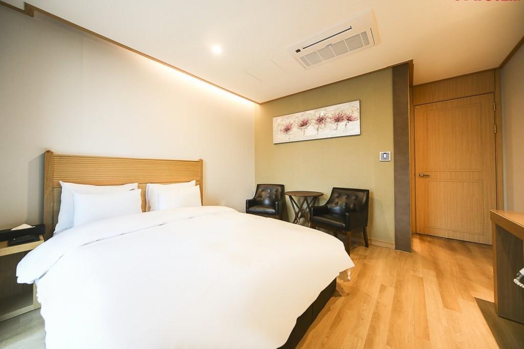 Paju Golden Hill Tourist Hotel-14