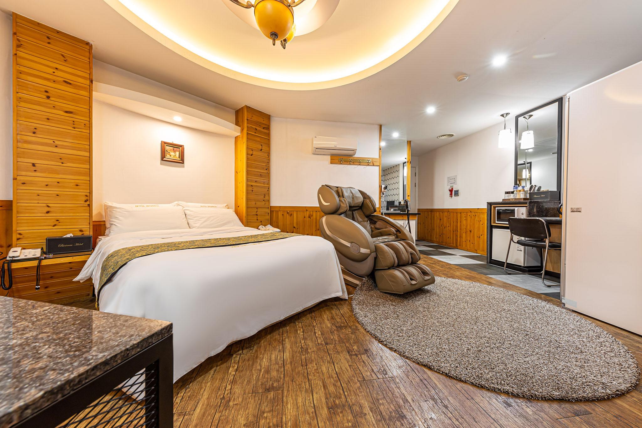 Cheonan Hotel Business