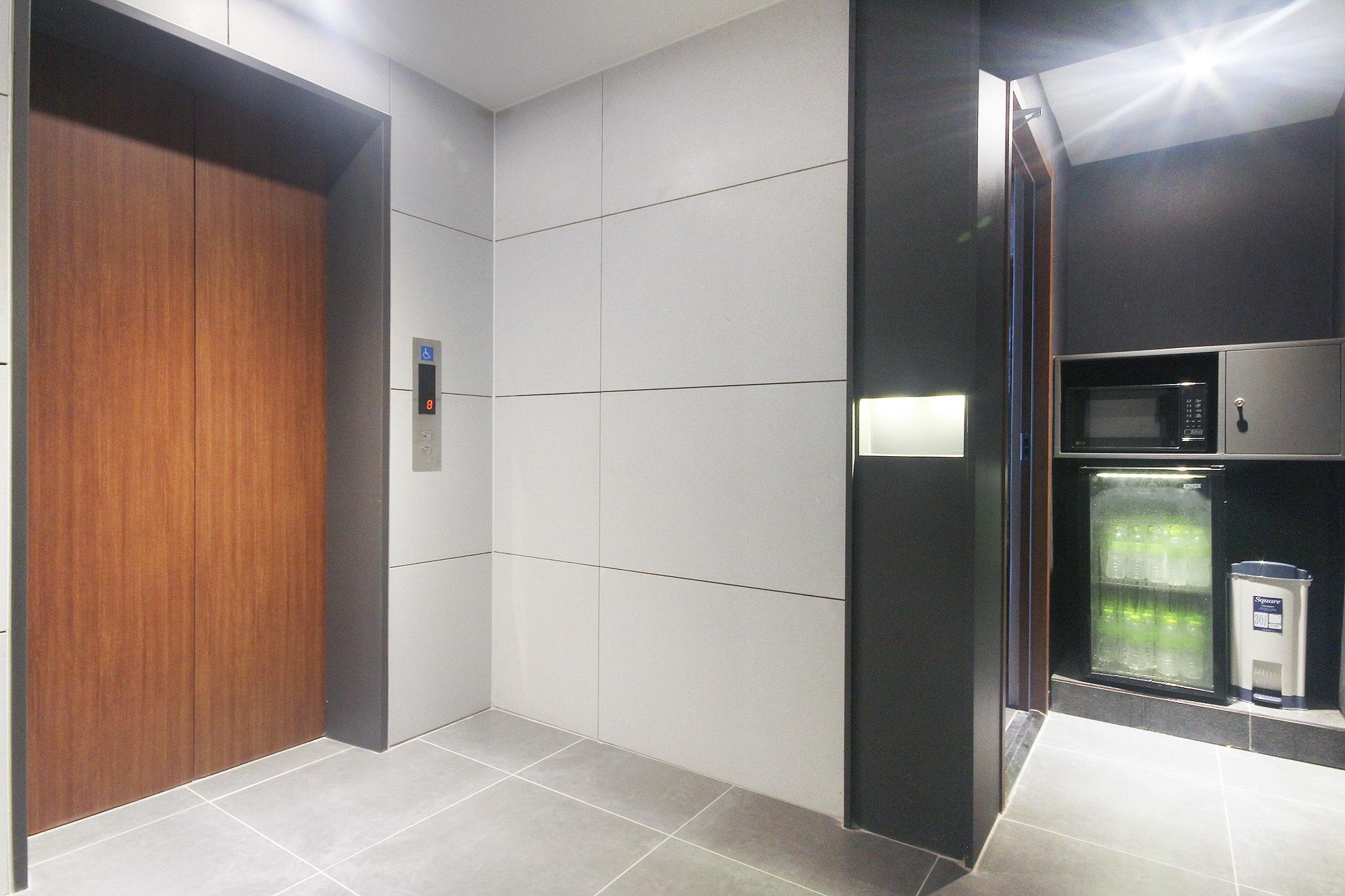 Busan Seomyeon Brown Dot 1-13