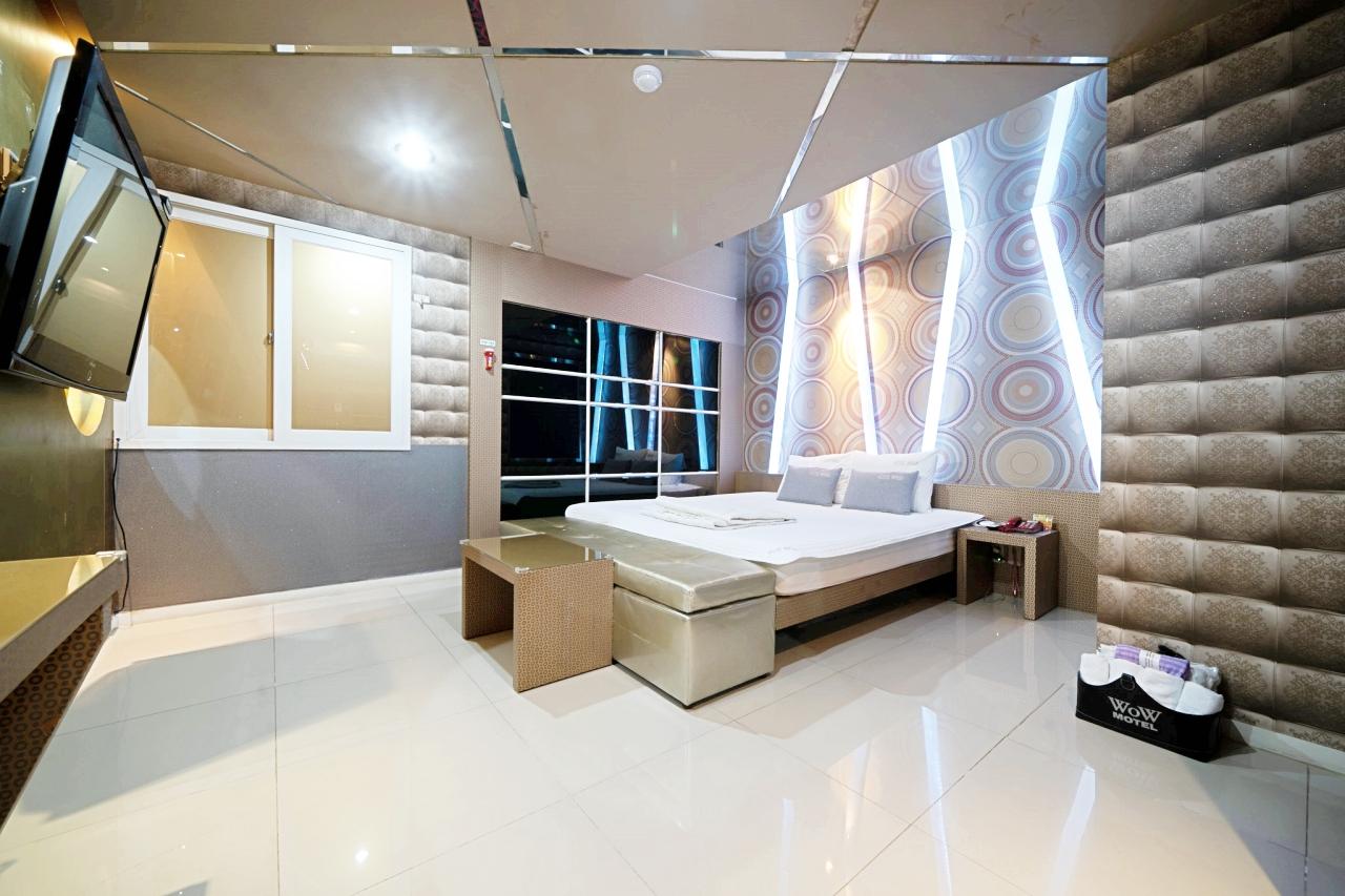 Busan jaesongdong WOW