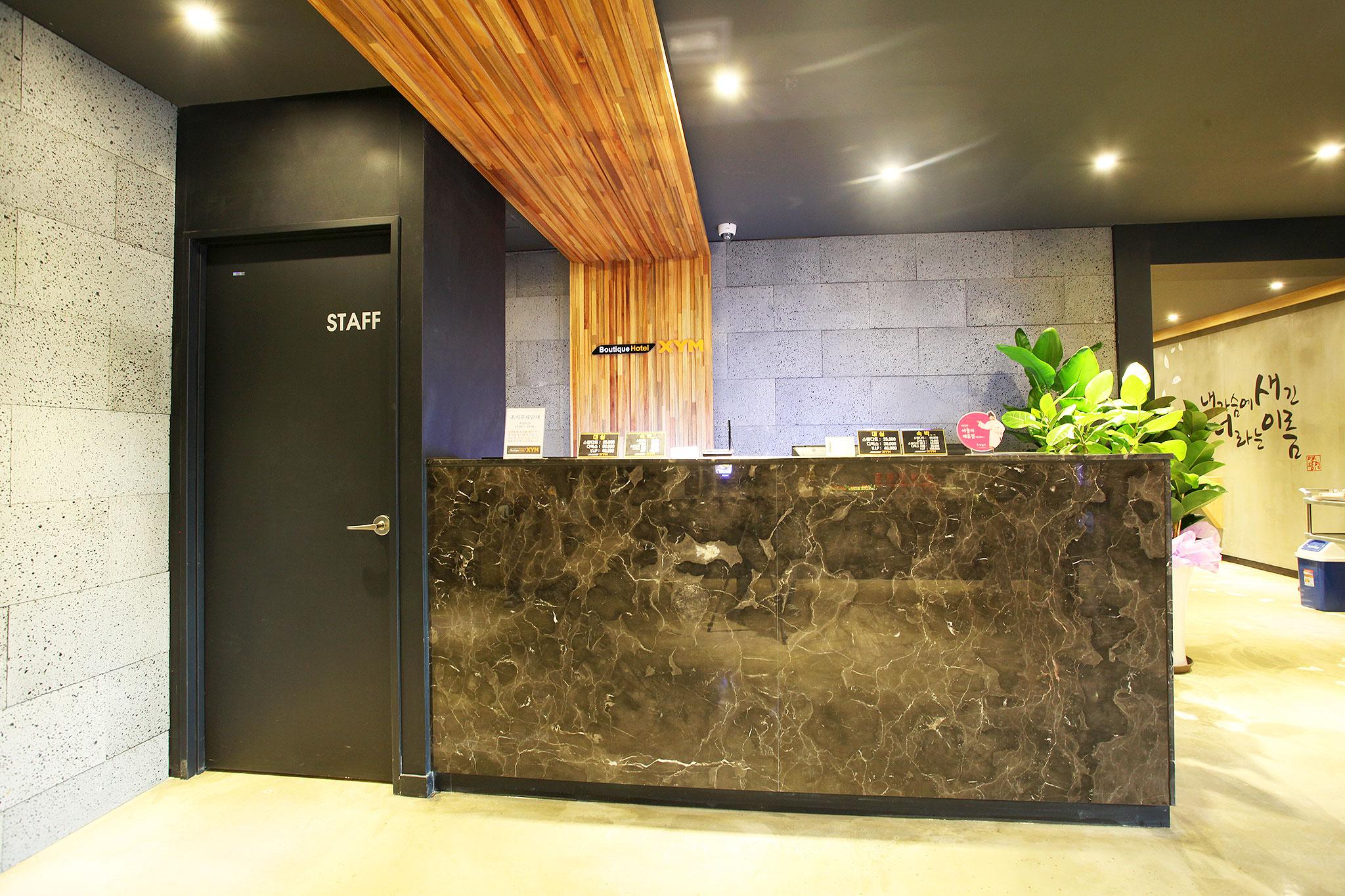 Icheon Boutique XYM-7