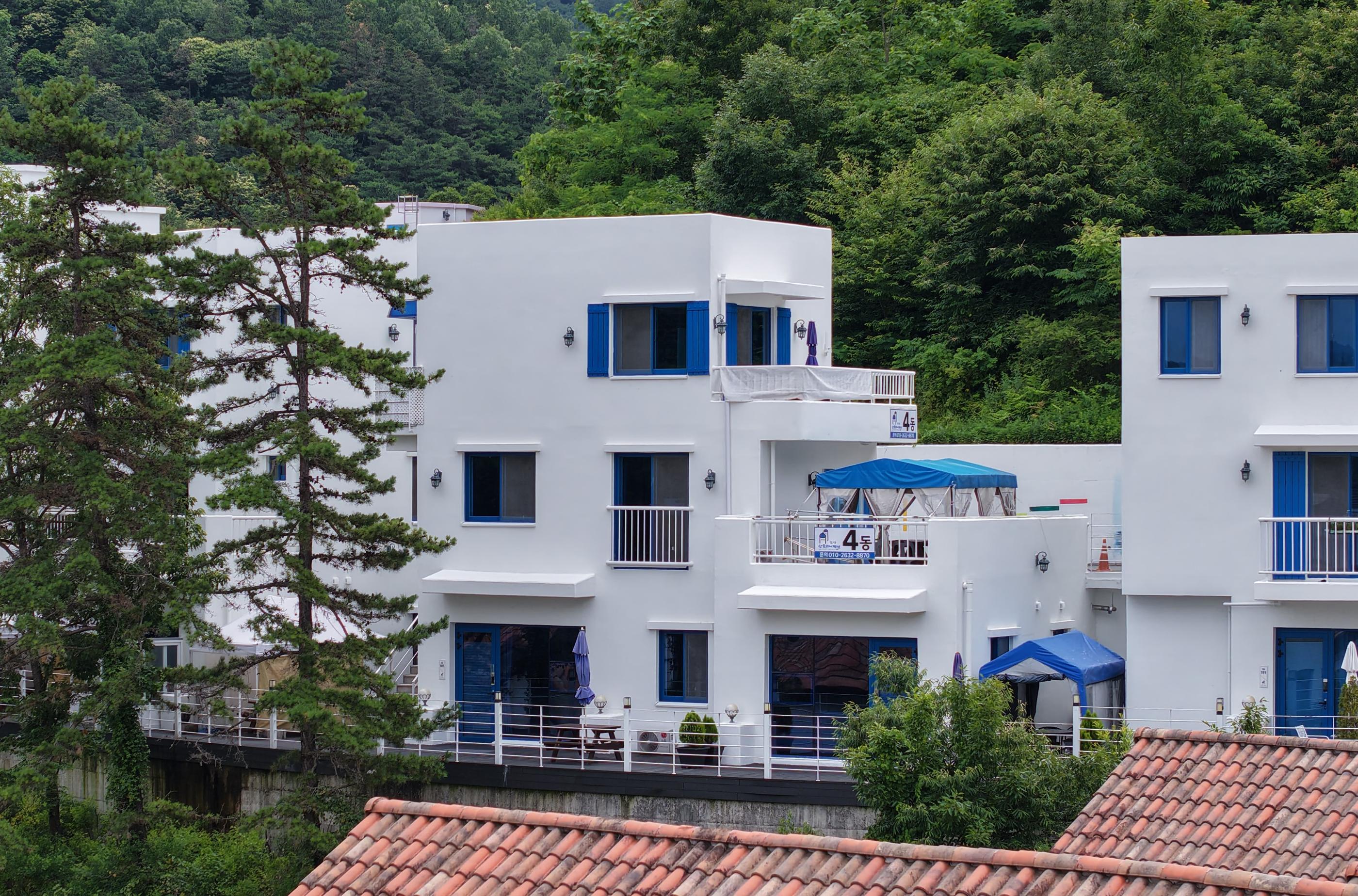 Damyang Santorini Pension 4-dong