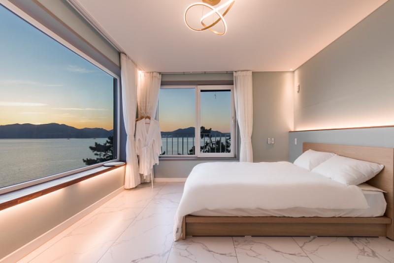 Namhae La Estreya Pool Villa