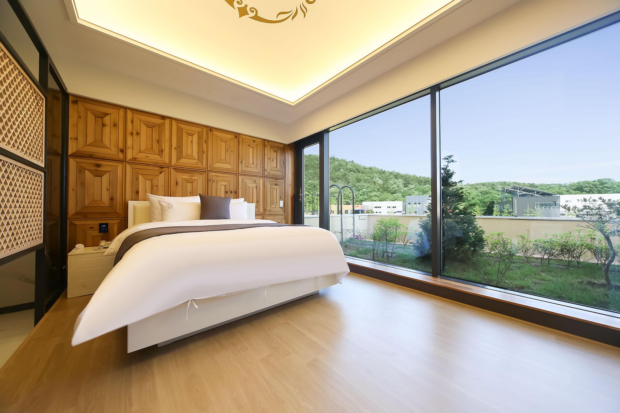 Daegu Hyeoksindosi Aurum