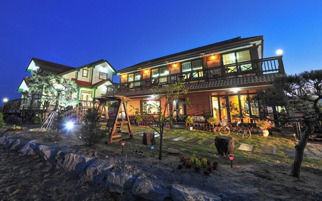 Gosung Sea Fragrance Pension