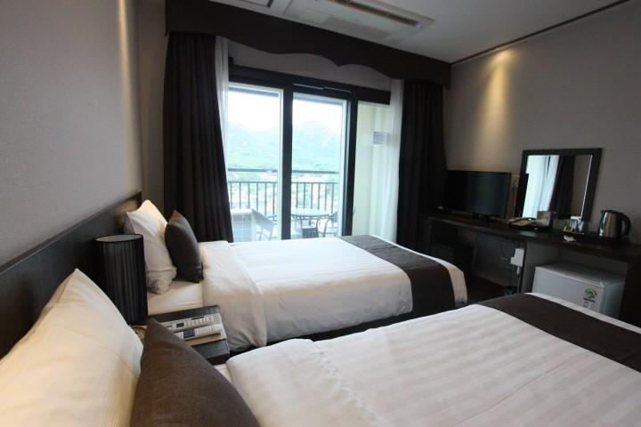 CS Premier Hotel-7