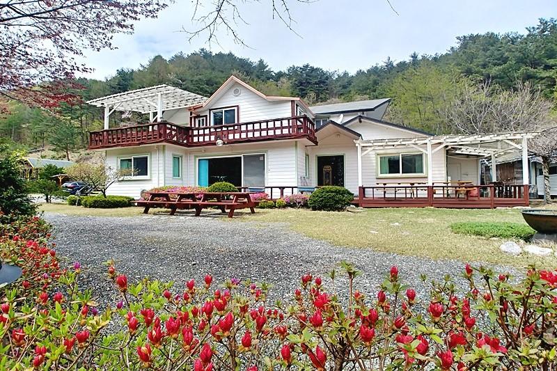 Yangyang Eondeogwie Hayanjip Pension