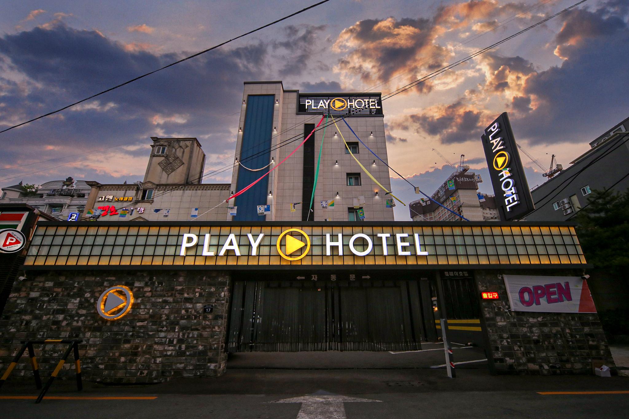 Pohang Play Hotel