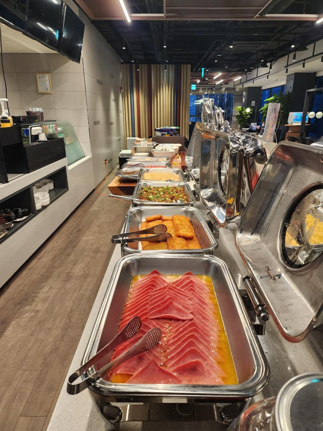 Travelodge Myeongdong City Hall Hotel-12