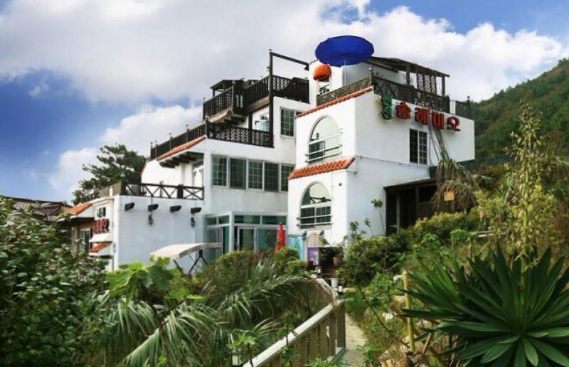 Geojedo Haegeumgang Solemio Pension