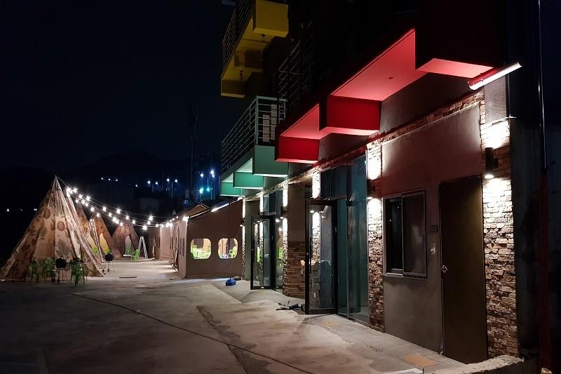 Yeosu Black Beach Pension