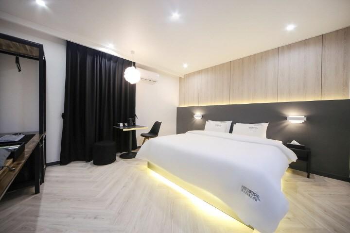 Changwon First Class Hotel