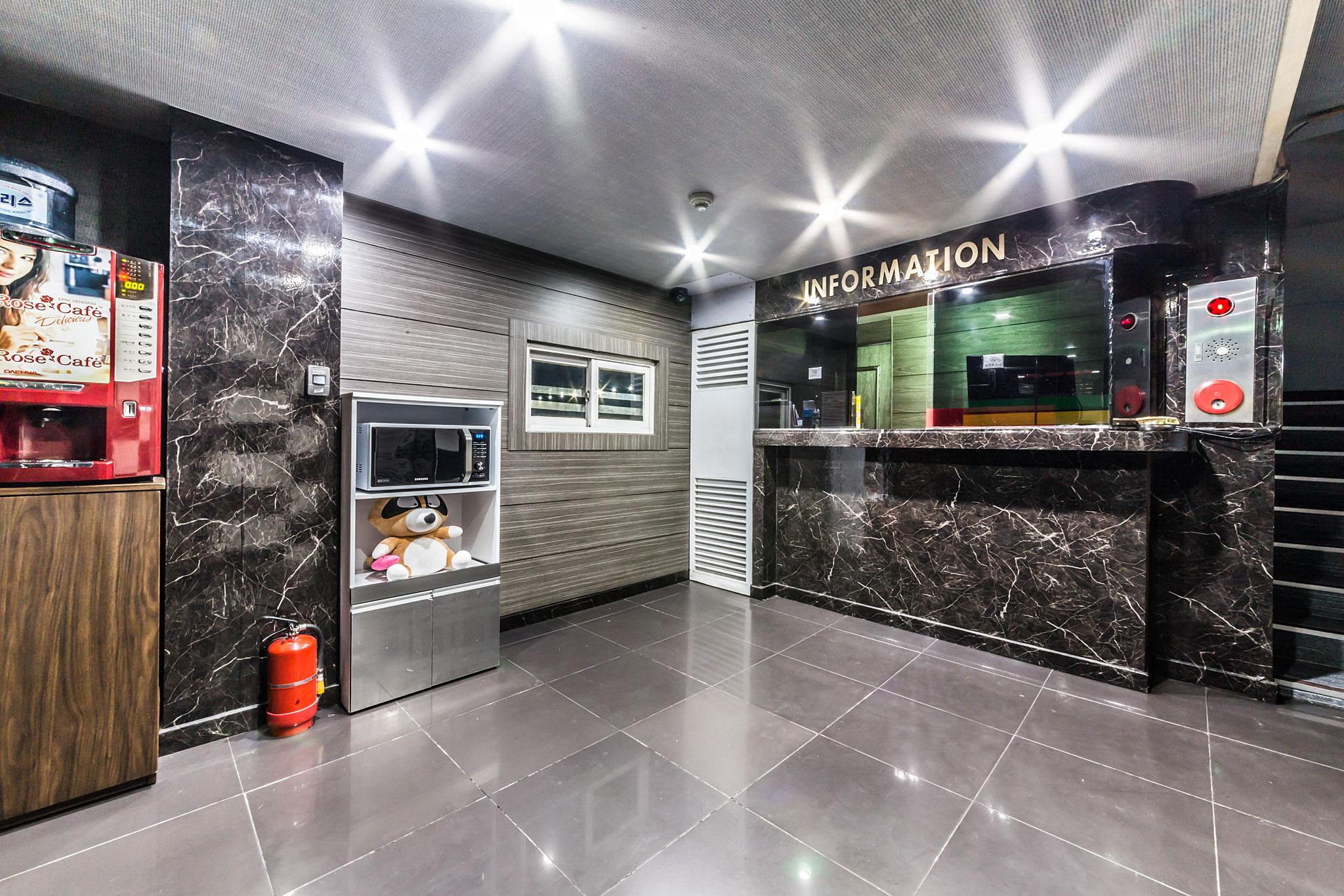 Hwagok (Gangseogu Office) Charmant-2