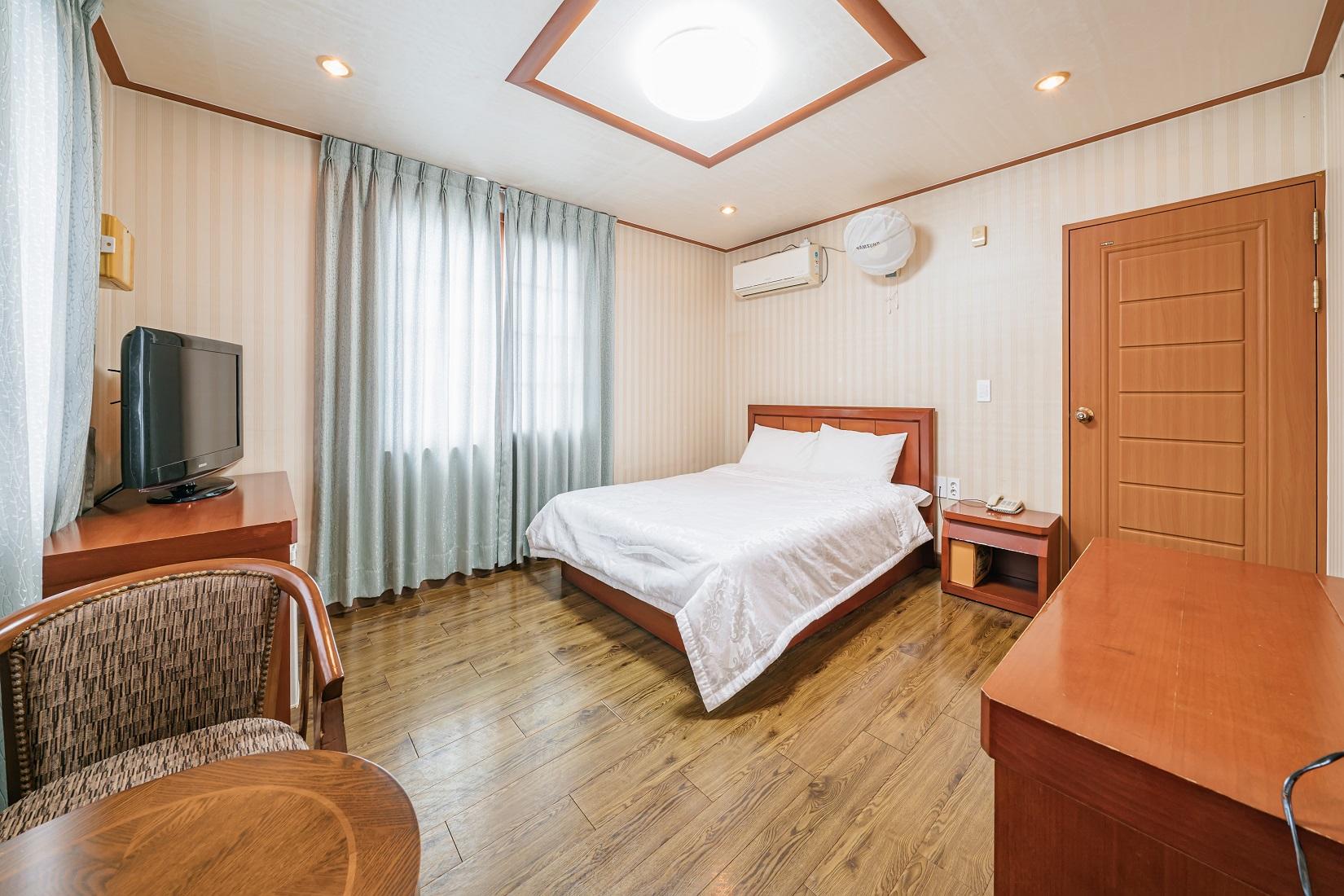 Seogwipo South American Hotel