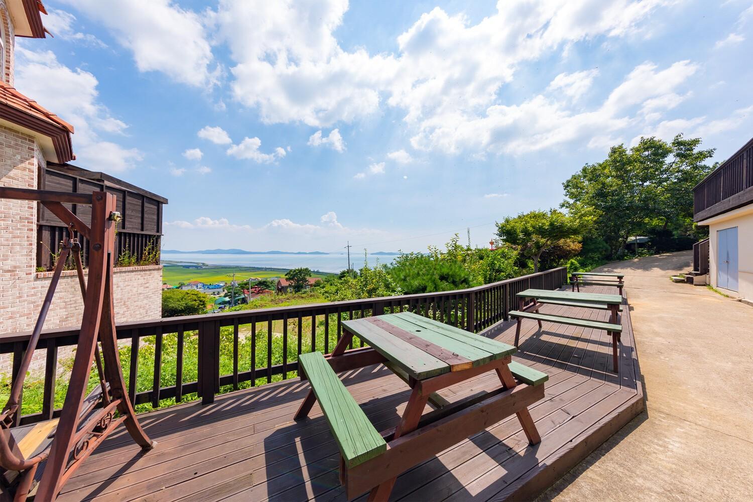 Ganghwa Teo Pension-21