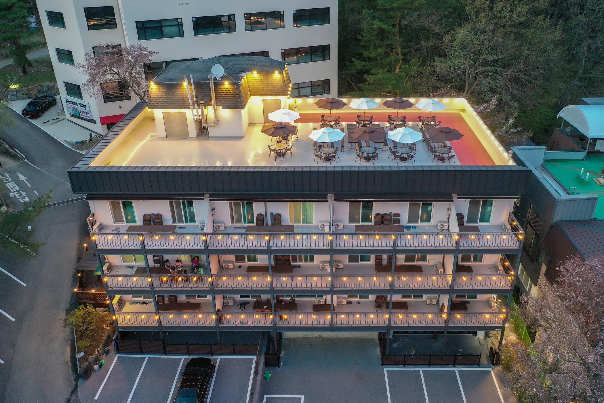 Gongju Duzone Pension