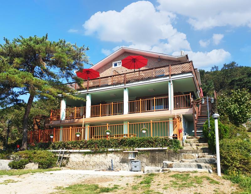 Ganghwado Hyu Sunset Pension