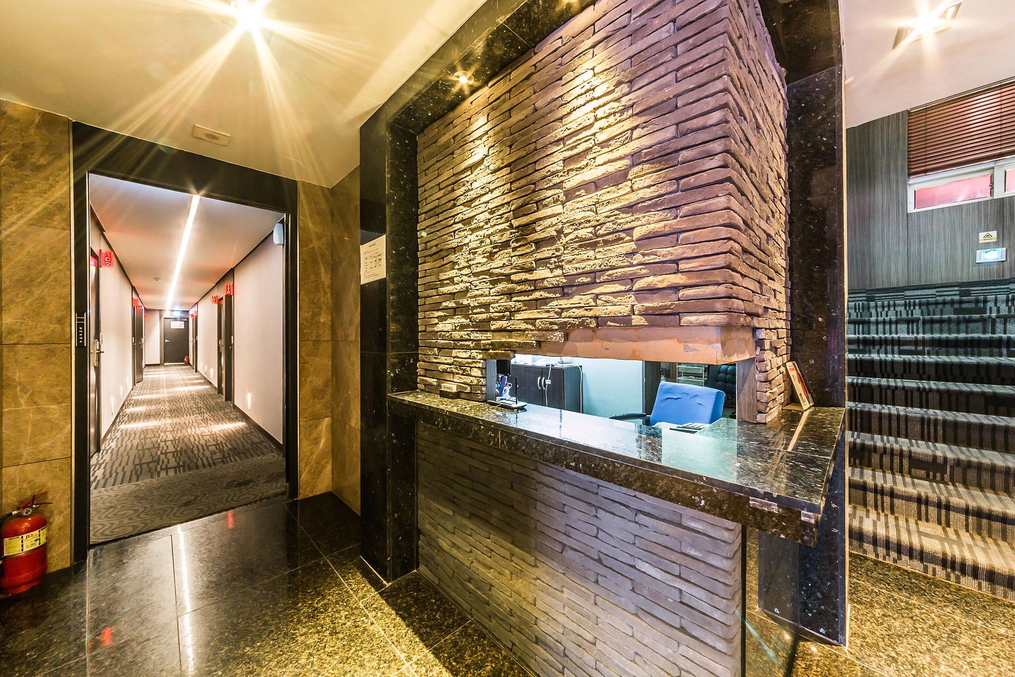 Pocheon Hill House-13