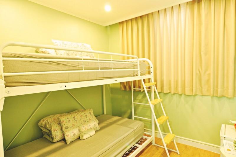 Seoul Myeongdong Rooftop Hostel-12