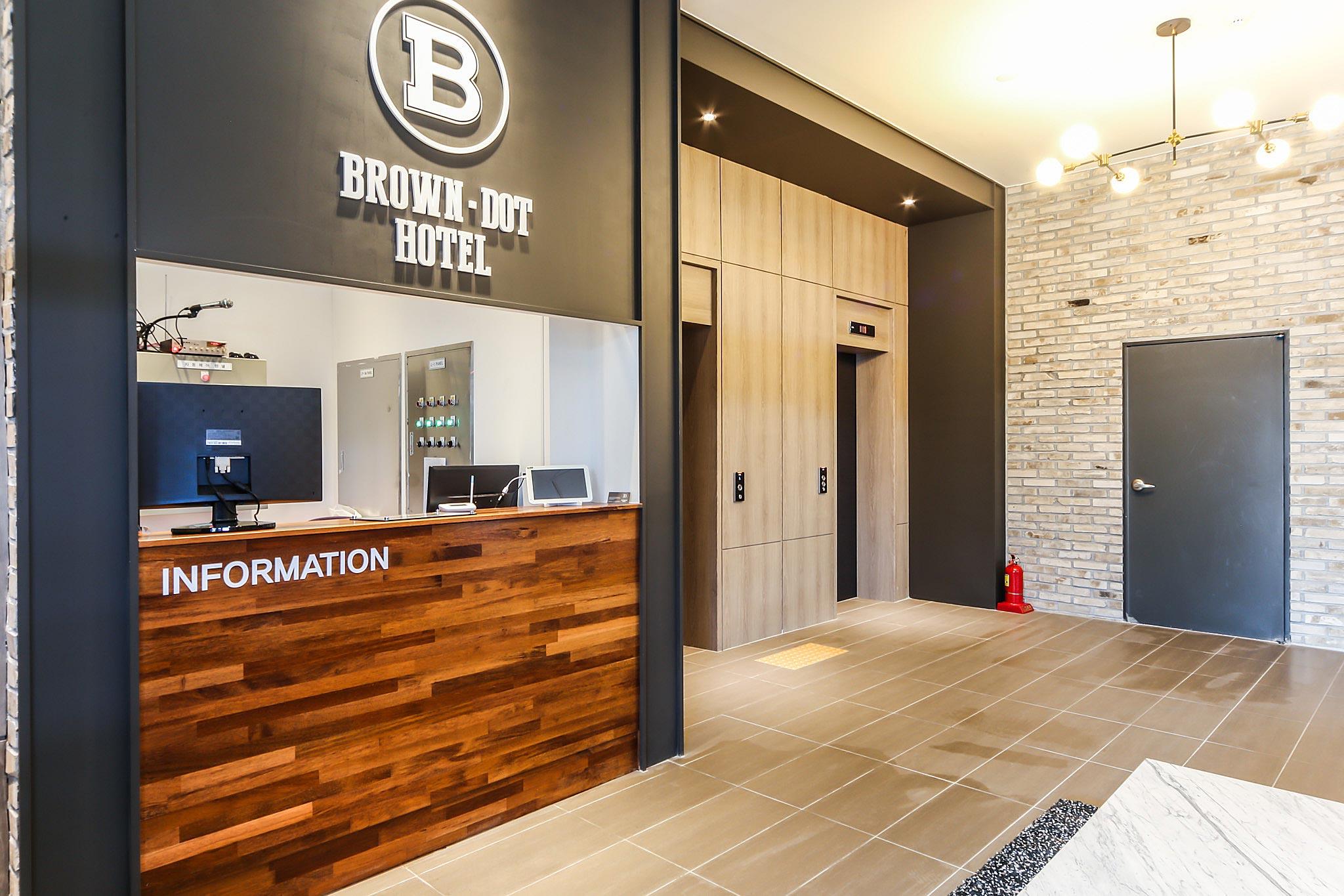 Busan Gangseo Sinho Brown Dot-4